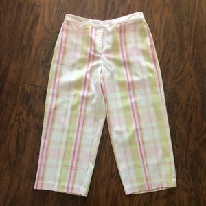 Capri pants size 8 ..Lily’s of Beverly Hills